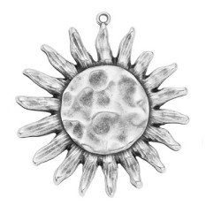 Soleil ou tournesol de 49mm en métal placage argent Soleil ou tournesol de 49mm en métal placage argent