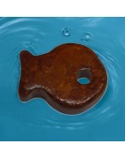 Pampille poisson de 15 mm en céramique brute marron