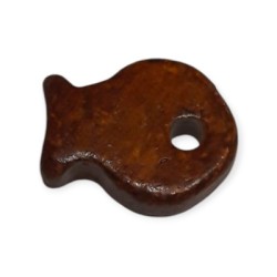 Pampille poisson de 15 mm en céramique brute marron Pampille poisson de 15 mm en céramique brute marron
