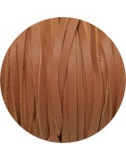 Cuir plat de 3mm soft noisette bords droits en vente au cm