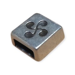 Passant carré croix basque lauburu pour cuir plat de 6mm
