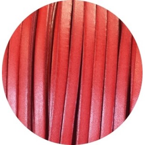 Cuir plat de 6mm de couleur rouge vendu au metre