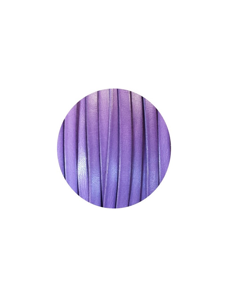 Cuir plat de 6mm de couleur violet vendu au metre