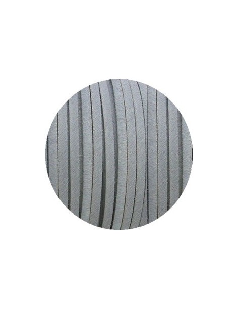 Laniere de cuir plat 5mm gris clair avec poils vendue au metre