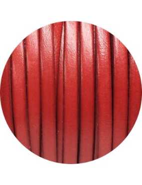 Cuir plat de 6mm de couleur rouge corail vendu au metre
