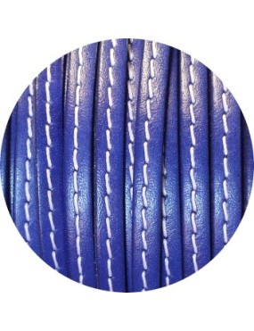 Cordon de cuir plat 5x2mm bleu cobalt couture blanche-vente au cm