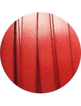 Cordon de cuir plat 10mm rouge corail vendu au cm