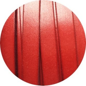 Un metre de cuir plat rouge corail de 10mm
