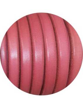 Cordon de gros cuir 10mm x 6mm de couleur rose fuchsia-vente au cm