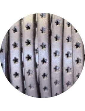 Cordon de cuir plat couleur gris clair perforé étoiles-vente au cm
