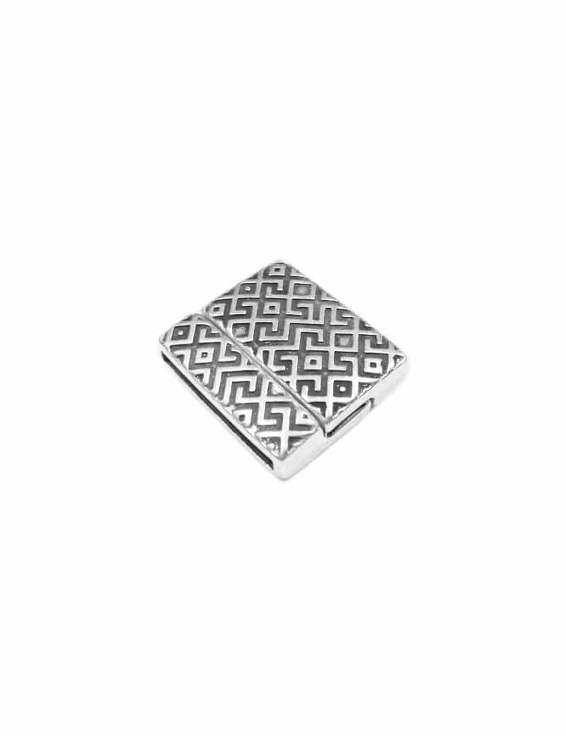 Fermoir aimanté relief labyrinthe placage argent avec trou de 20mm