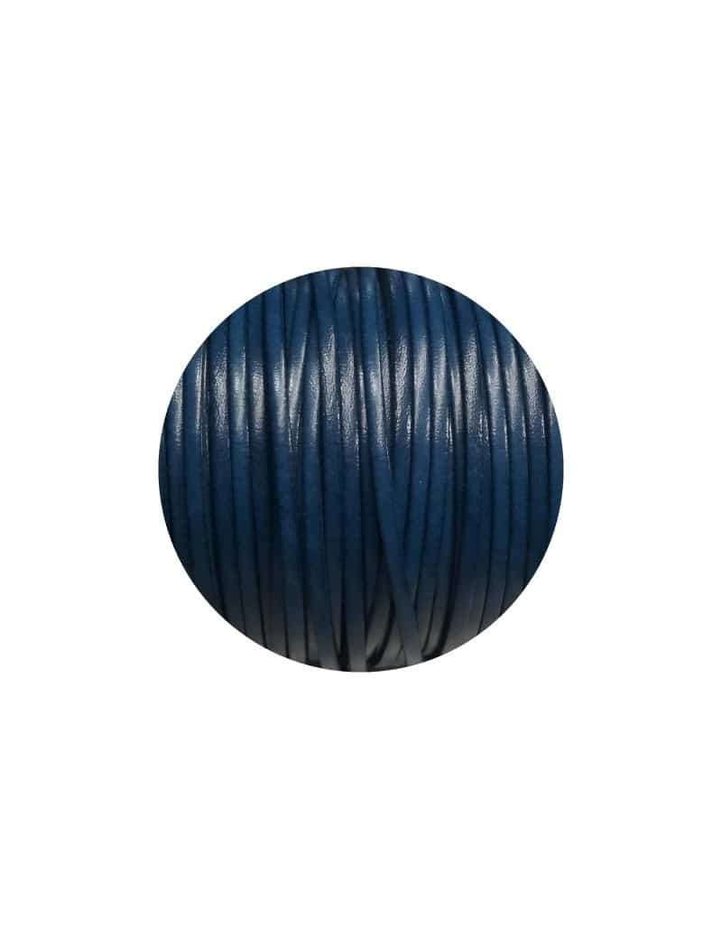 Cordon de cuir plat 3mm bleu nuit brillant en vente au cm